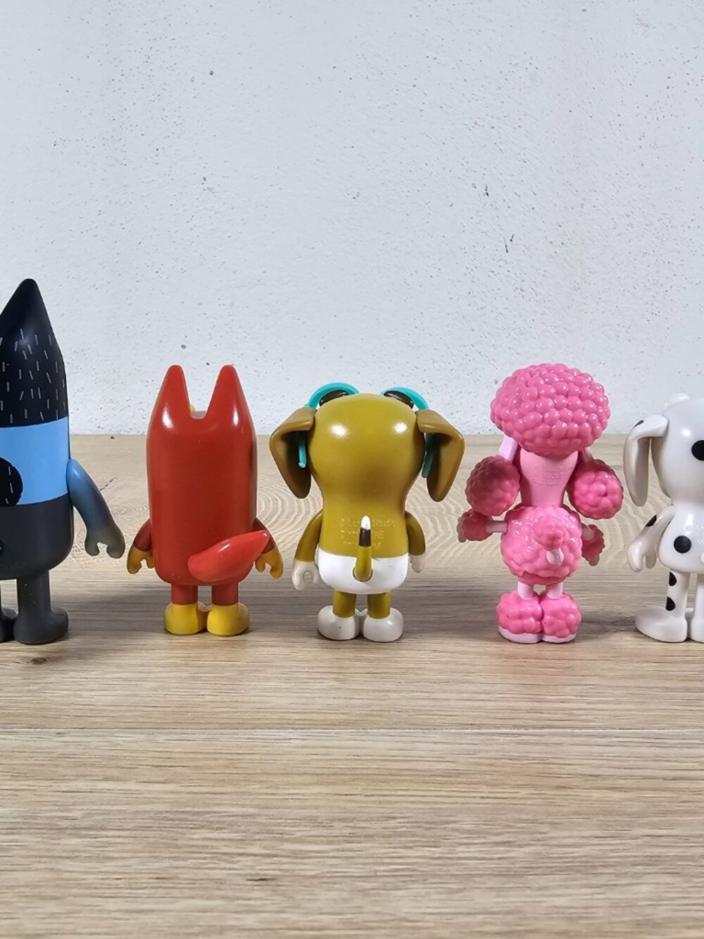Moose Toys Bluey Figures Lot of 5 Bandit Heeler Dad Rusty Honey Coco Chloe - Picture 8 of 10
